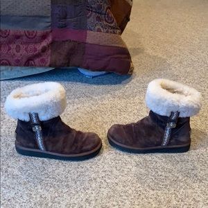Ugg Australia brown Metro cuff sheepskin fur boots